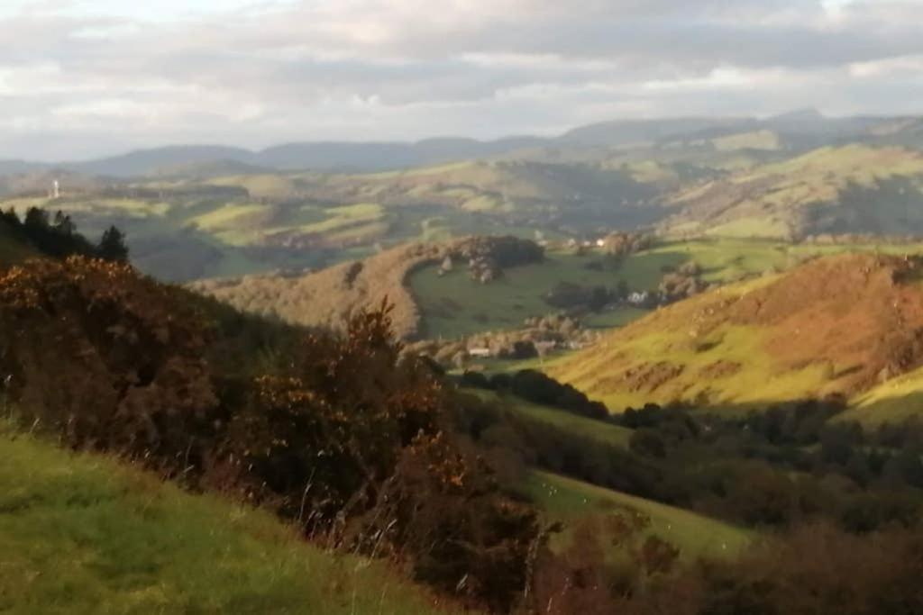 Bwthyn Gweilch Villa Machynlleth Bagian luar foto